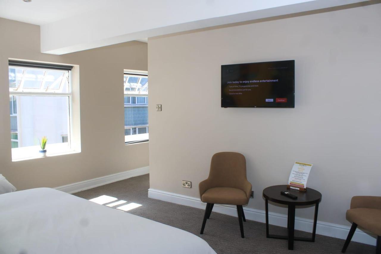 Fenwick Sunrise Hotel